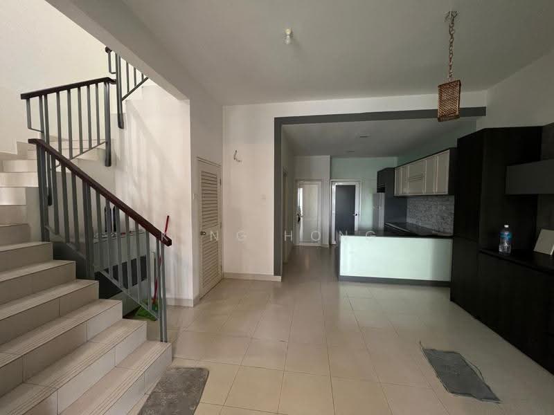 2-storey Terraced House for Rent in Bandar Seri Coalfields (Sungai Buloh) - Keng Hong - Kitchen - PropertyGuru.com.my