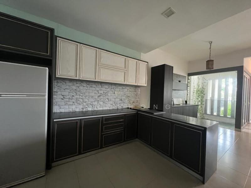 2-storey Terraced House for Rent in Bandar Seri Coalfields (Sungai Buloh) - Keng Hong - Kitchen - PropertyGuru.com.my