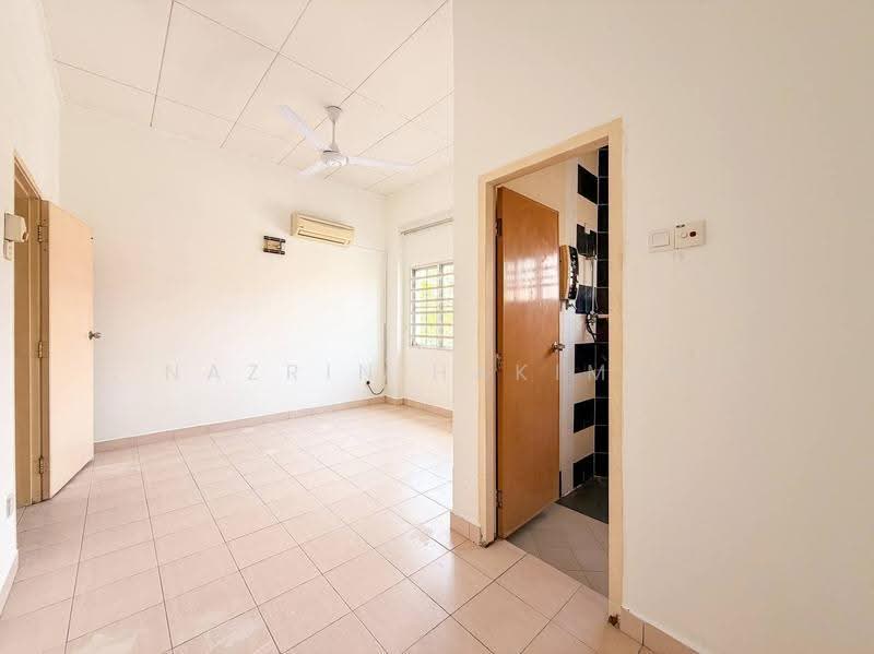 2-storey Terraced House for Sale in Kota Puteri (Batu Arang) - Nazrin Hakimin - Interior - PropertyGuru.com.my