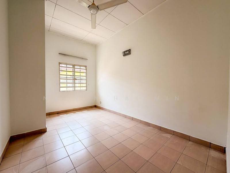 2-storey Terraced House for Sale in Kota Puteri (Batu Arang) - Nazrin Hakimin - Interior - PropertyGuru.com.my