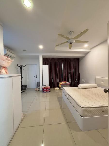Rumah Teres 3-Tingkat untuk Disewa di Taman Suria (Johor Bahru) - Valerie Saw - Bedroom - PropertyGuru.com.my