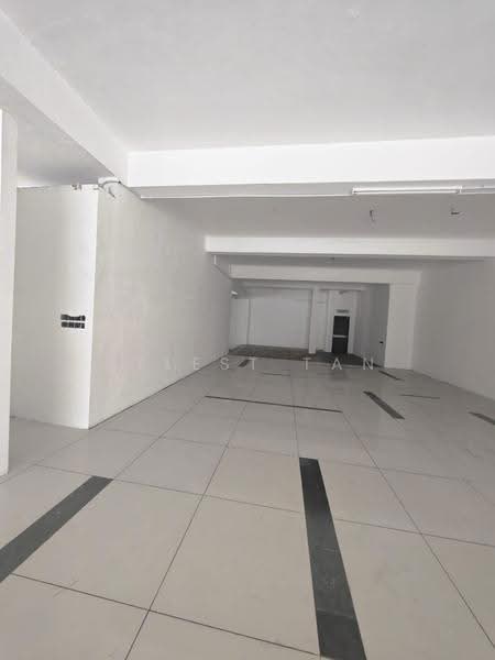 Shop for Rent in Taman Molek (Johor Bahru) - Celest Tan - PropertyGuru.com.my