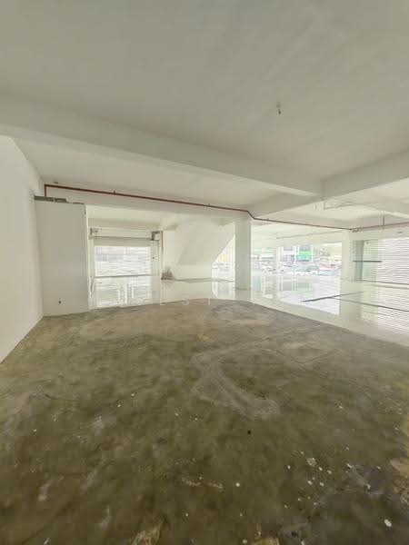 Shop for Rent in Taman Molek (Johor Bahru) - Celest Tan - PropertyGuru.com.my