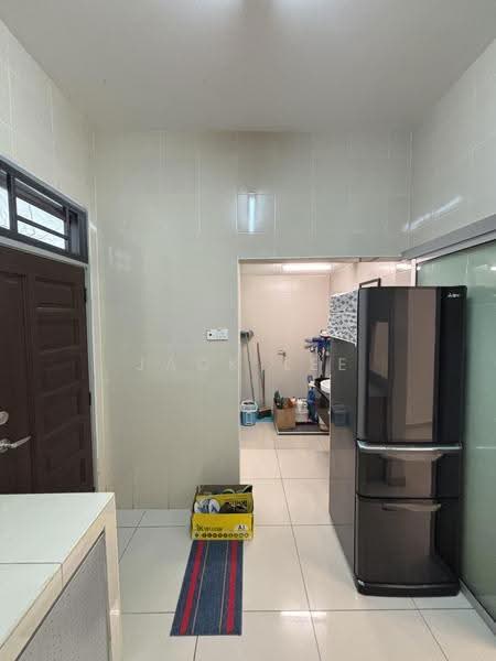 Rumah Teres 2-Tingkat untuk Dijual di Taman Mount Austin (Tebrau) - Jack Lee - Kitchen - PropertyGuru.com.my