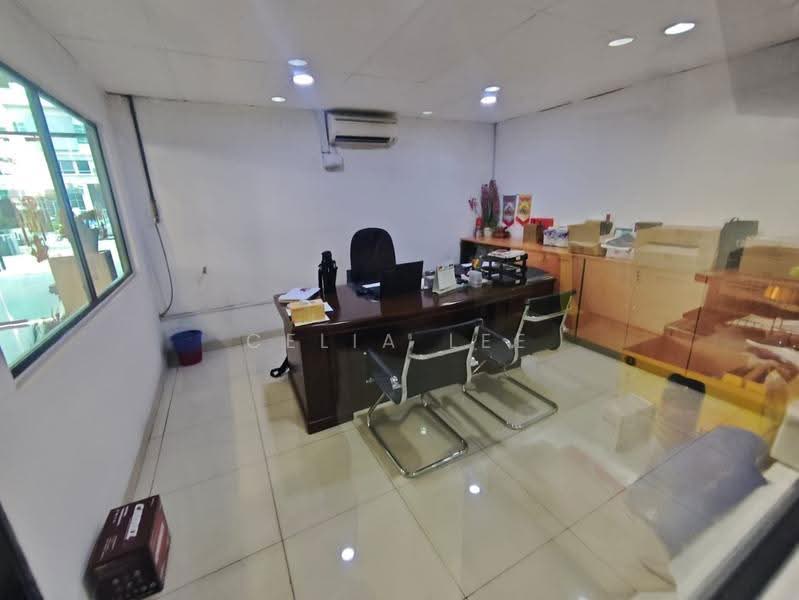 Kilang Berkembar untuk Disewa di Kawasan Perindustrian Sungai Puloh (Kapar) - Celia Lee - Study - PropertyGuru.com.my