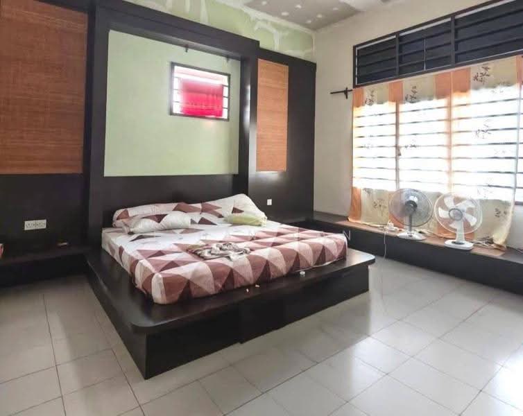 Rumah Teres 2-Tingkat untuk Dijual di Bandar Baru Permas Jaya (Permas Jaya) - Ethan Gan - Bedroom - PropertyGuru.com.my