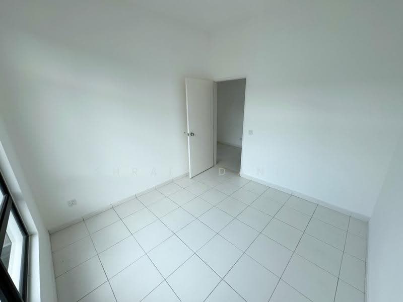 Rumah Teres 2-Tingkat untuk Dijual di Eco Grandeur (Puncak Alam) - Ashraff Daniel - PropertyGuru.com.my