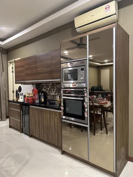 Semi-Detached House for Sale in Taman Equine (Seri Kembangan) - Terry Yee - Kitchen - PropertyGuru.com.my