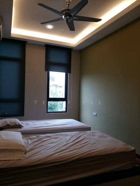 Semi-Detached House for Sale in Taman Equine (Seri Kembangan) - Terry Yee - Bedroom - PropertyGuru.com.my