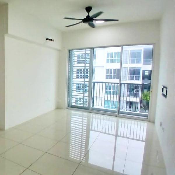 Kediaman Servis untuk Disewa di Palm Garden - Ann Khor - Living Room - PropertyGuru.com.my