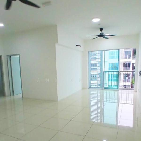 Kediaman Servis untuk Disewa di Palm Garden - Ann Khor - Living Room - PropertyGuru.com.my