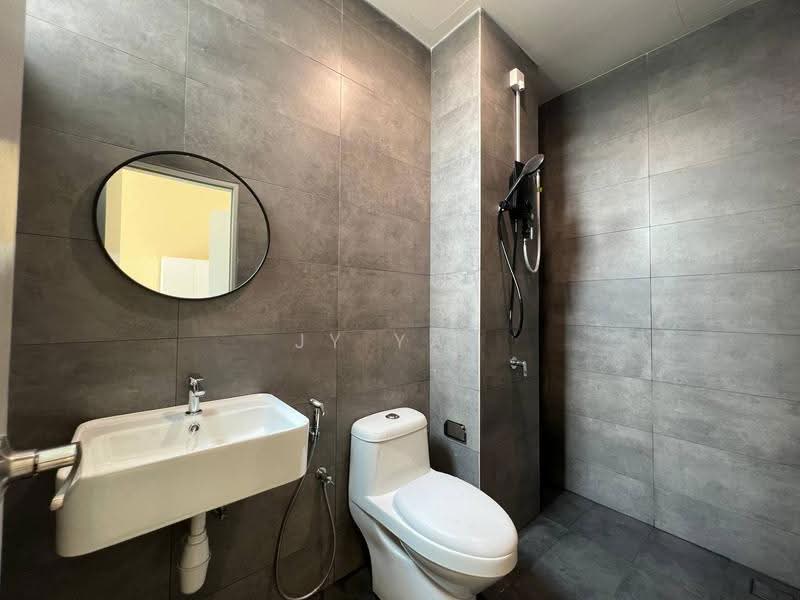 Kondominium untuk Disewa di Verando Residence - JY Yap - Bathroom - PropertyGuru.com.my