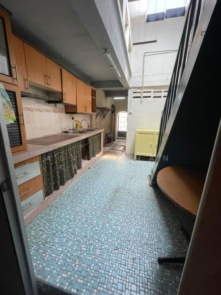 Shop / Office untuk Dijual di Melaka City (Melaka) - Alvin Chan Kai Boon - Kitchen - PropertyGuru.com.my