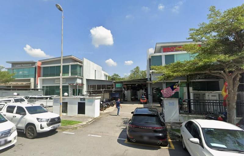 Kilang Berkembar untuk Dijual di Kota Damansara (Selangor) - Steven Lee - Exterior - PropertyGuru.com.my