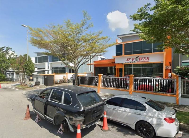 Kilang Berkembar untuk Dijual di Kota Damansara (Selangor) - Steven Lee - Exterior - PropertyGuru.com.my