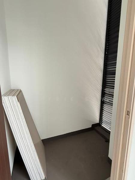 Shop / Office for Rent in Taman Mount Austin (Tebrau) - Valerie Saw - Interior - PropertyGuru.com.my