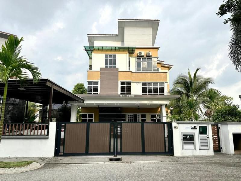 Bungalow House untuk Dijual di Bandar Tun Hussein Onn (Cheras) - Adilah Adib - Exterior - PropertyGuru.com.my
