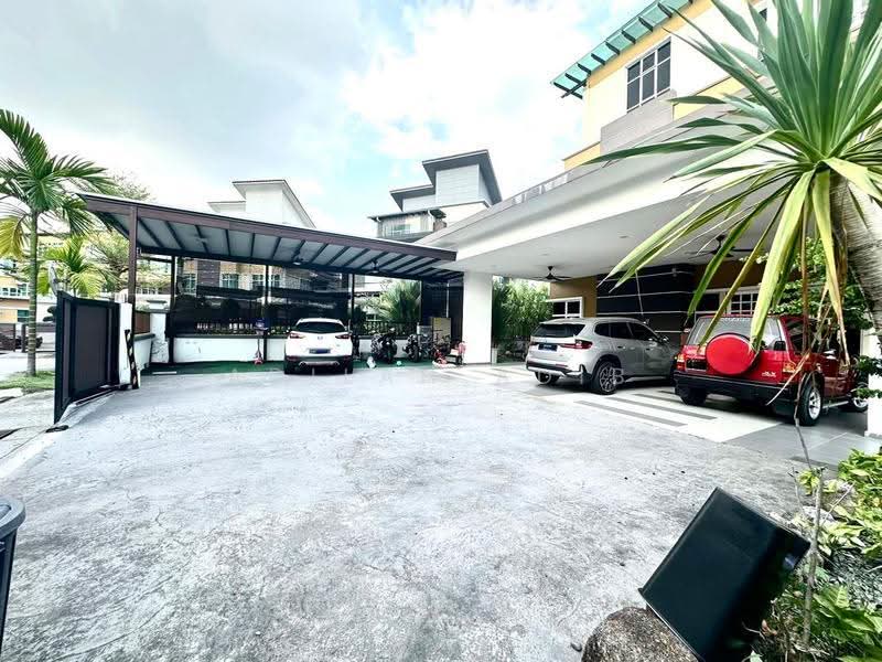 Bungalow House untuk Dijual di Bandar Tun Hussein Onn (Cheras) - Adilah Adib - Exterior - PropertyGuru.com.my