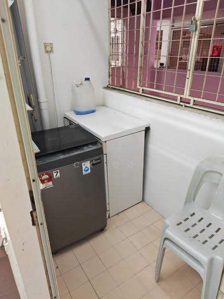 Apartment for Rent at Greenlane Heights Block E - CK Ooi - Exterior - PropertyGuru.com.my
