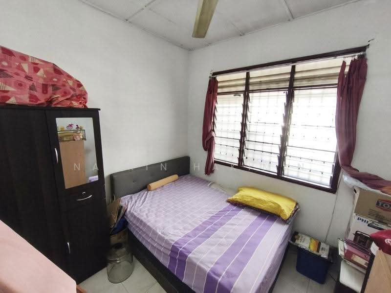 Rumah Teres 1-Tingkat untuk Dijual di Bukit Beruntung (Selangor) - Nazrin Hakimin - Bedroom - PropertyGuru.com.my