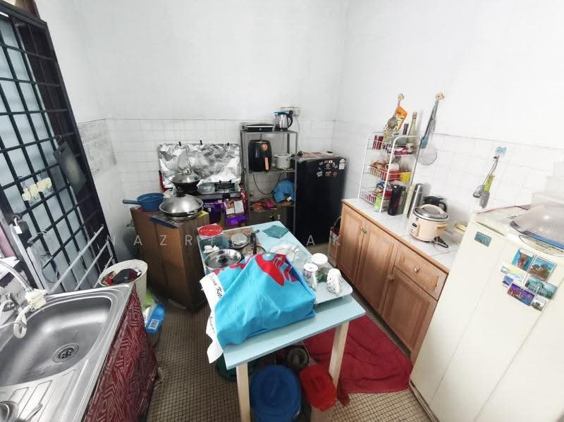 Rumah Teres 1-Tingkat untuk Dijual di Bukit Beruntung (Selangor) - Nazrin Hakimin - Kitchen - PropertyGuru.com.my