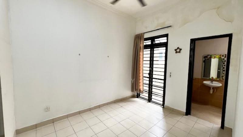2-storey Terraced House for Sale in Bandar Kinrara (Selangor) - Aaron Yong - Interior - PropertyGuru.com.my