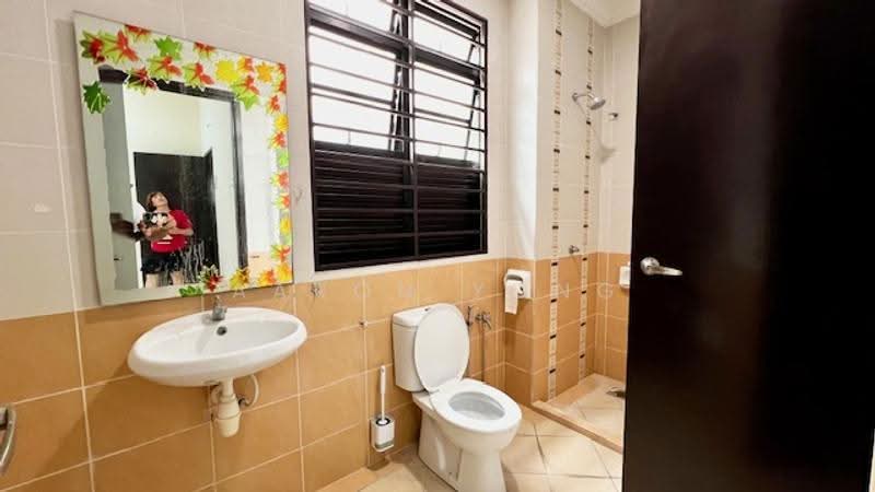 2-storey Terraced House for Sale in Bandar Kinrara (Selangor) - Aaron Yong - Bathroom - PropertyGuru.com.my