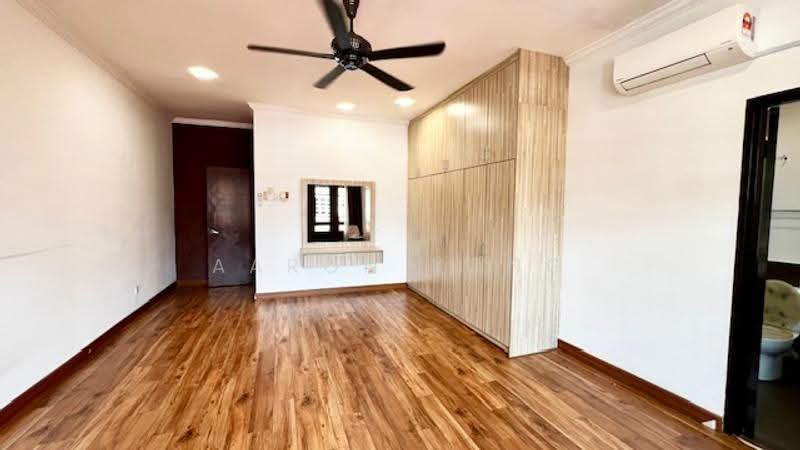2-storey Terraced House for Sale in Bandar Kinrara (Selangor) - Aaron Yong - Bedroom - PropertyGuru.com.my