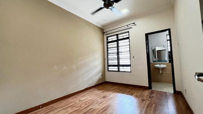 2-storey Terraced House for Sale in Bandar Kinrara (Selangor) - Aaron Yong - Bedroom - PropertyGuru.com.my