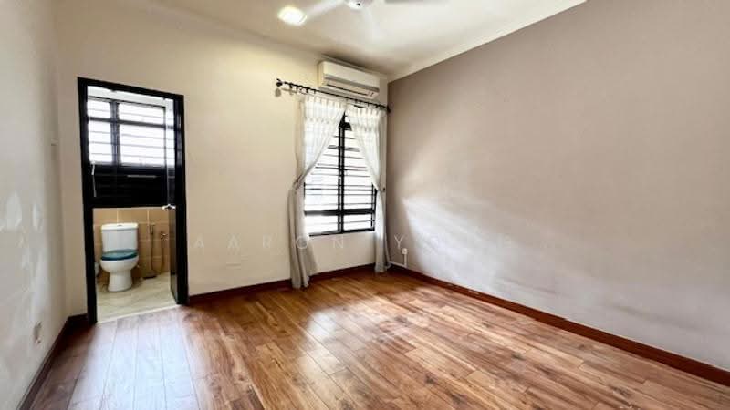 2-storey Terraced House for Sale in Bandar Kinrara (Selangor) - Aaron Yong - Bedroom - PropertyGuru.com.my