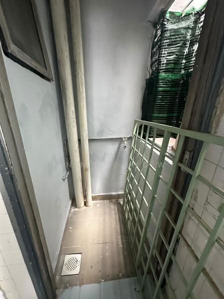 Pangsapuri untuk Disewa di Teratai Mewah Apartment Block 4 & 6 - Annie How - Interior - PropertyGuru.com.my