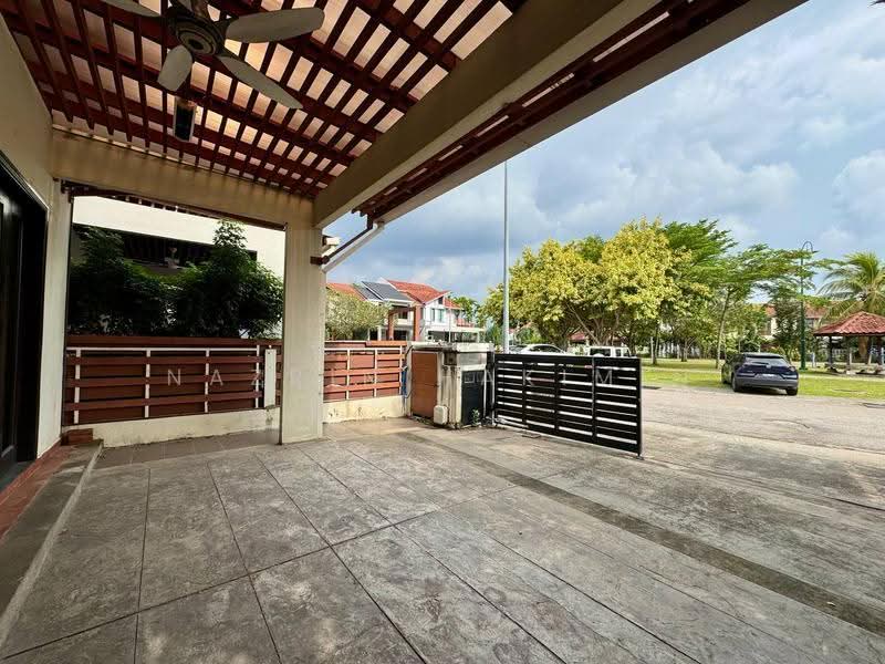Rumah Teres untuk Dijual di Bukit Jelutong (Shah Alam) - Nazrin Hakimin - Exterior - PropertyGuru.com.my