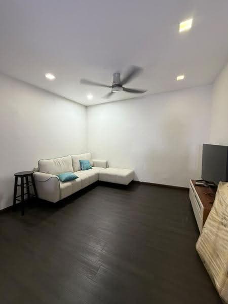 2.5-storey Terraced House for Sale in Taman Iskandar (Johor Bahru) - MJ Lai - Living Room - PropertyGuru.com.my