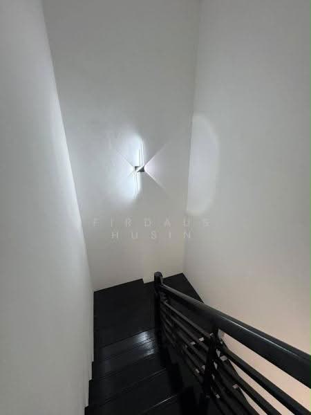 Rumah Teres 2-Tingkat untuk Dijual di Subang Jaya (Selangor) - Firdaus Husin - PropertyGuru.com.my