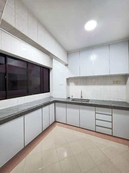 Apartment for Rent at Greenlane Heights Block E - Jerry Tan - Kitchen - PropertyGuru.com.my