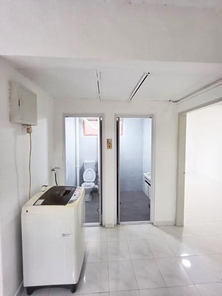 Apartment for Rent at Greenlane Heights Block E - Jerry Tan - Bathroom - PropertyGuru.com.my