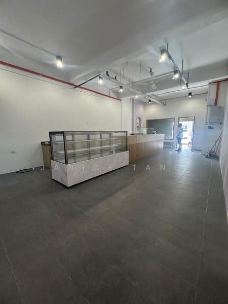 Shop for Rent in Bandar Botanic (Klang) - Janice Tang - Interior - PropertyGuru.com.my