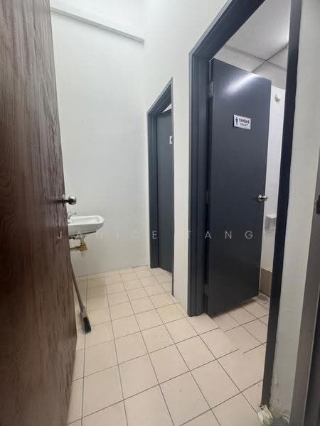Shop for Rent in Bandar Botanic (Klang) - Janice Tang - Corridor - PropertyGuru.com.my