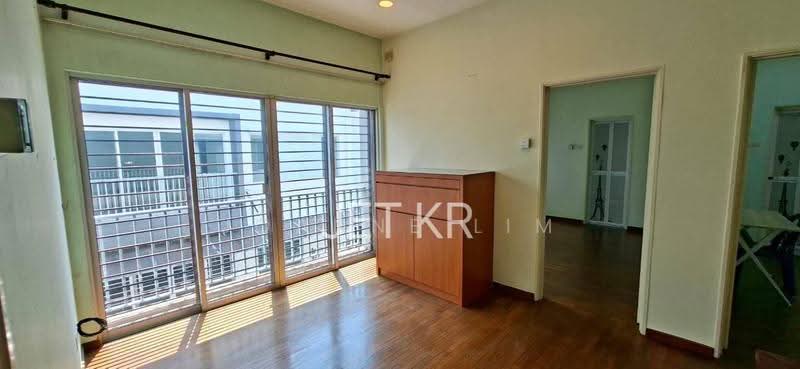 Cluster House for Sale in Bandar Parklands (Klang) - Joanne Lim - Living Room - PropertyGuru.com.my
