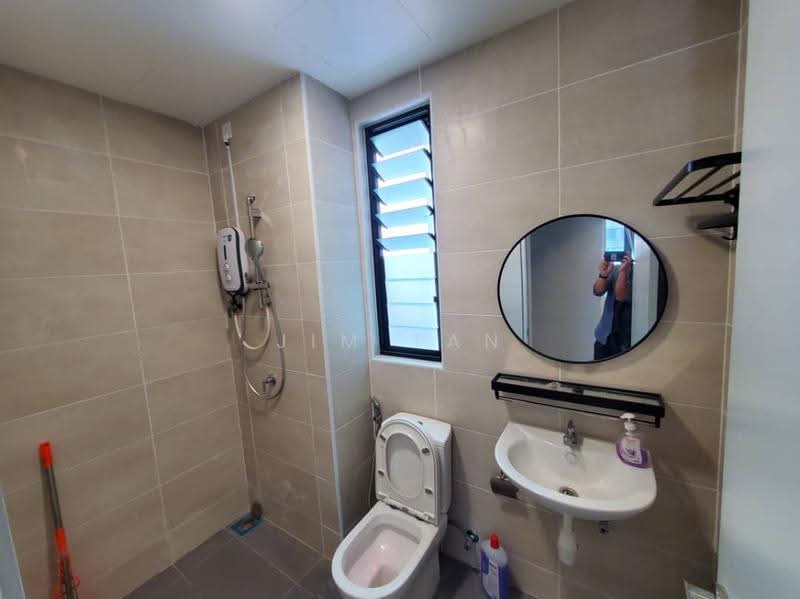 Kondominium untuk Dijual di Alstonia Residence - Jim Tan - Bathroom - PropertyGuru.com.my