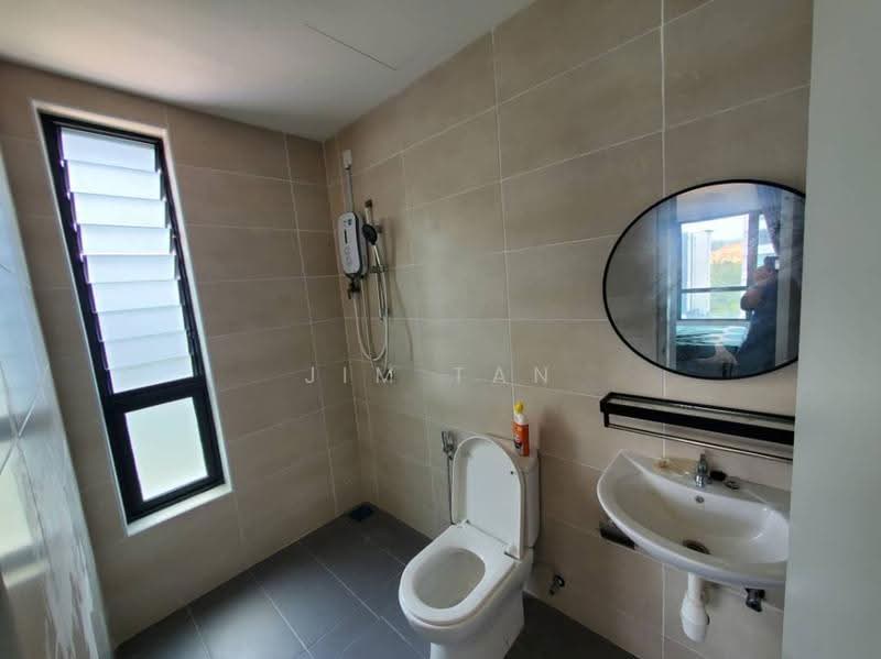 Kondominium untuk Dijual di Alstonia Residence - Jim Tan - Bathroom - PropertyGuru.com.my