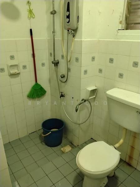 2-storey Terraced House for Sale in Bandar Kinrara (Selangor) - Bryant Soo - Bathroom - PropertyGuru.com.my
