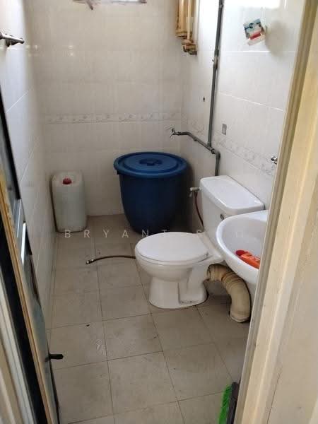 2-storey Terraced House for Sale in Bandar Kinrara (Selangor) - Bryant Soo - Bathroom - PropertyGuru.com.my