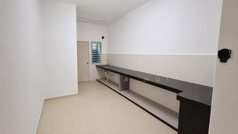 2-storey Terraced House for Sale in Seremban (Negeri Sembilan) - Ong Jia Hui - Kitchen - PropertyGuru.com.my