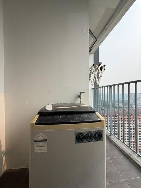 Kediaman Servis untuk Disewa di The Zizz @ Damansara North - Stanley Tan - Balcony - PropertyGuru.com.my