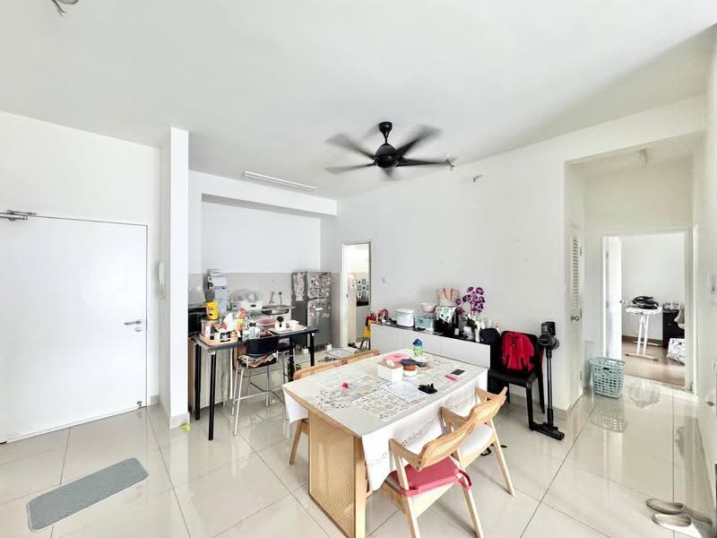 Kondominium untuk Dijual di Ceria Residences, Cyberjaya - Nurul Ain Muharam - Kitchen - PropertyGuru.com.my