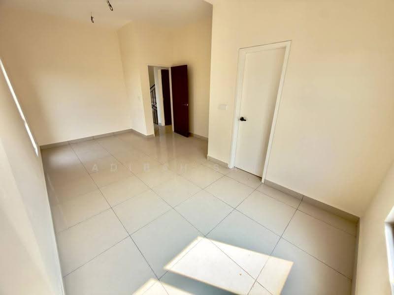 3-storey Terraced House for Sale in Gombak (Selangor) - Adibah Salim - Interior - PropertyGuru.com.my