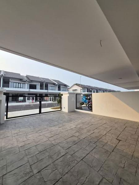 2-storey Terraced House for Sale in Cyberjaya (Selangor) - Mohd Aizat Saiful Bahri - Exterior - PropertyGuru.com.my
