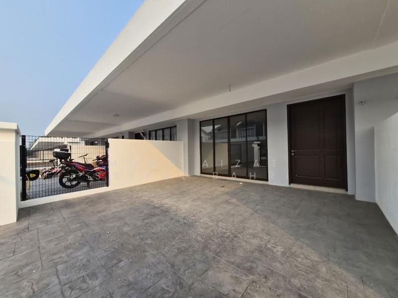 2-storey Terraced House for Sale in Cyberjaya (Selangor) - Mohd Aizat Saiful Bahri - Exterior - PropertyGuru.com.my