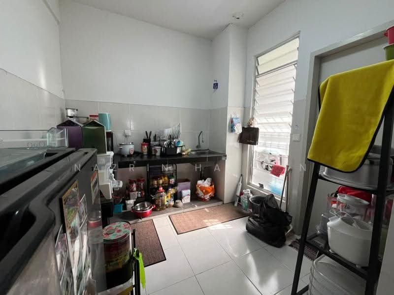 Apartment for Sale at Harmoni 1 - Nazrin Hakimin - Kitchen - PropertyGuru.com.my